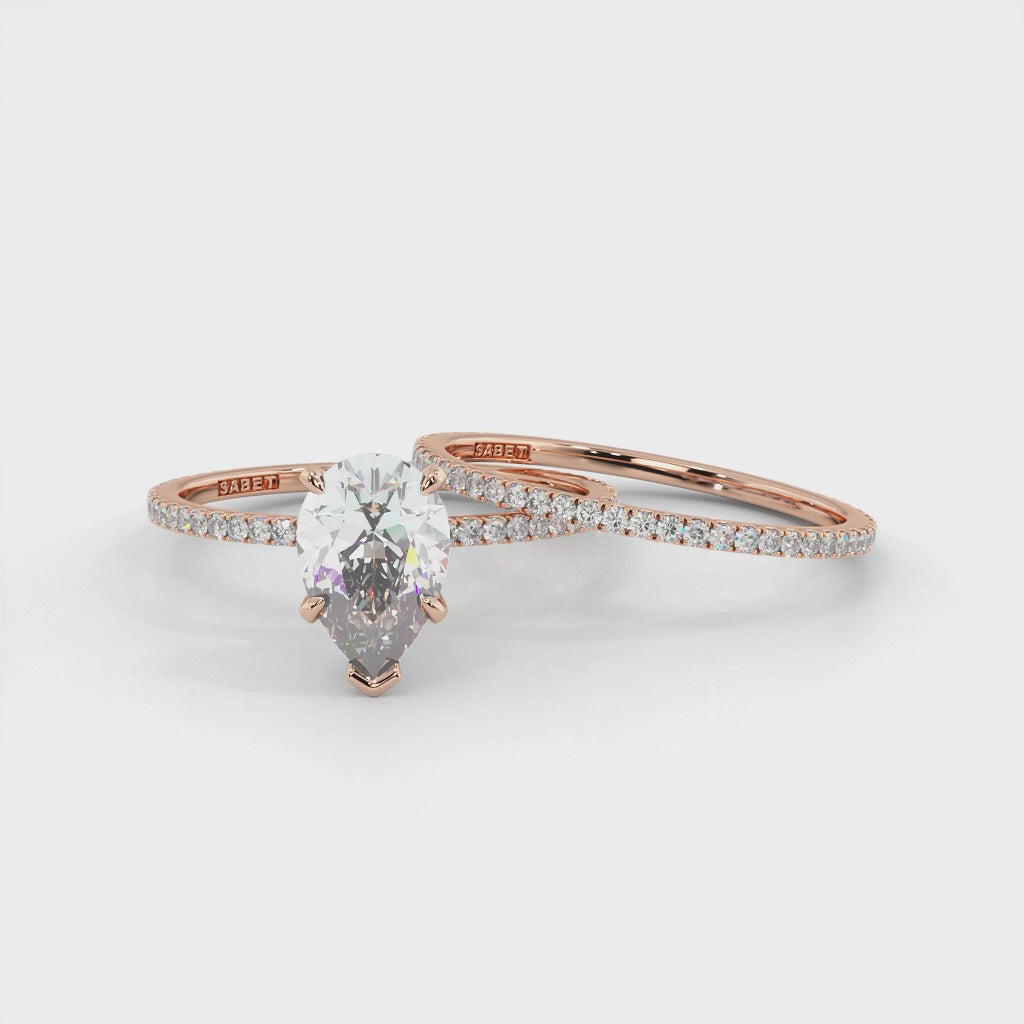 Solitaire Pear Diamond Engagement Ring Set