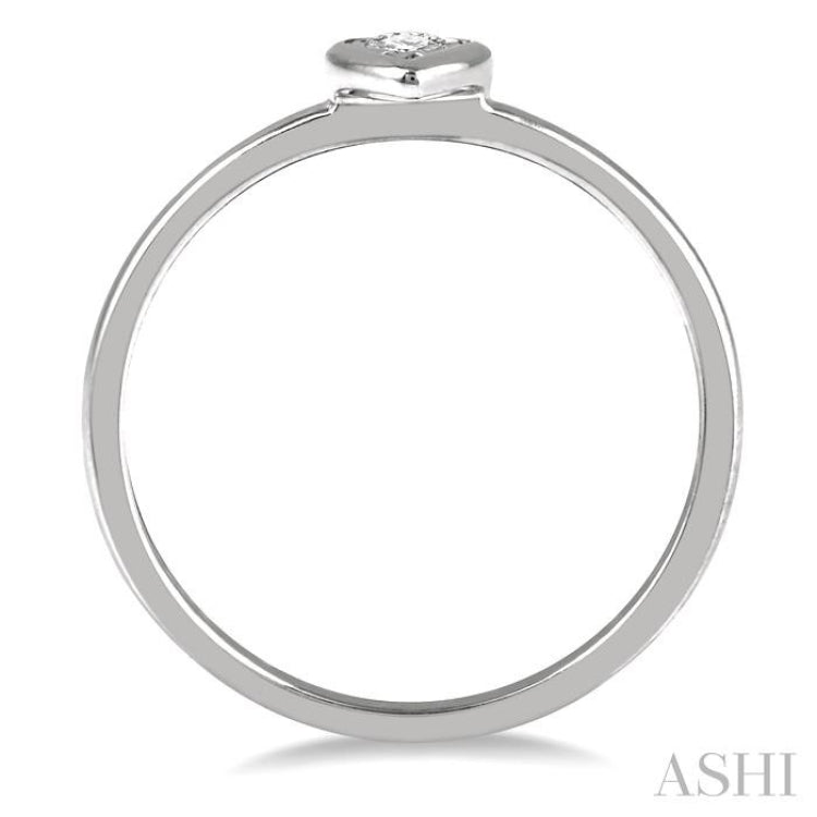 Pear Shape Light Weight Diamond Promise Ring