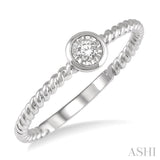Light Weight Diamond Promise Ring