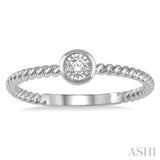 Light Weight Diamond Promise Ring