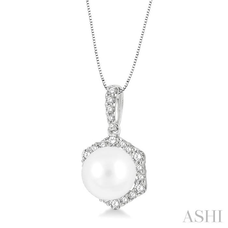 Pearl & Diamond Fashion Pendant