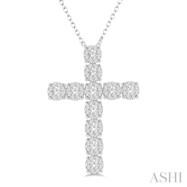 Lovebright Essential Cross Diamond Pendant