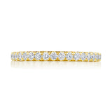 french-pavé-diamond-wedding-band-269022b34y