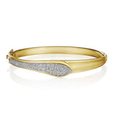 petal-diamond-pavé-bangle-in-18kt-yellow-gold-fb918ym