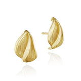 double-petal-huggie-earrings-in-18kt-yellow-gold-fe902y