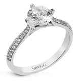 Engagement Ring in 18k Gold with Diamonds