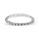 Fashion Ring In 18k Gold With Diamonds - Simon G. Jewelry