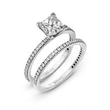 Princess-cut Engagement Ring & Matching Wedding Band in 18k Gold with Diamonds