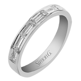Wedding Band in 18k Gold